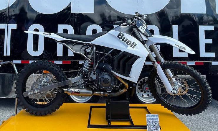 Buell unveils SuperTouring and Baja DR__thumb